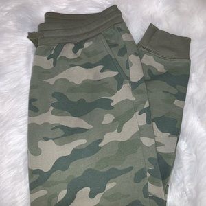 Old Navy, Size S, Camo joggers